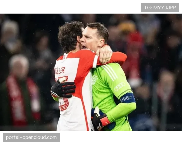 拜仁慕尼黑官方确认,中卫德里赫特因脚踝韧带扭伤将缺席四周 拜仁慕尼黑官方确认,中卫德里赫特因脚踝韧带扭伤将缺席四周